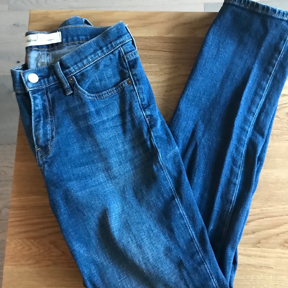 Mid rise straight leg jeans